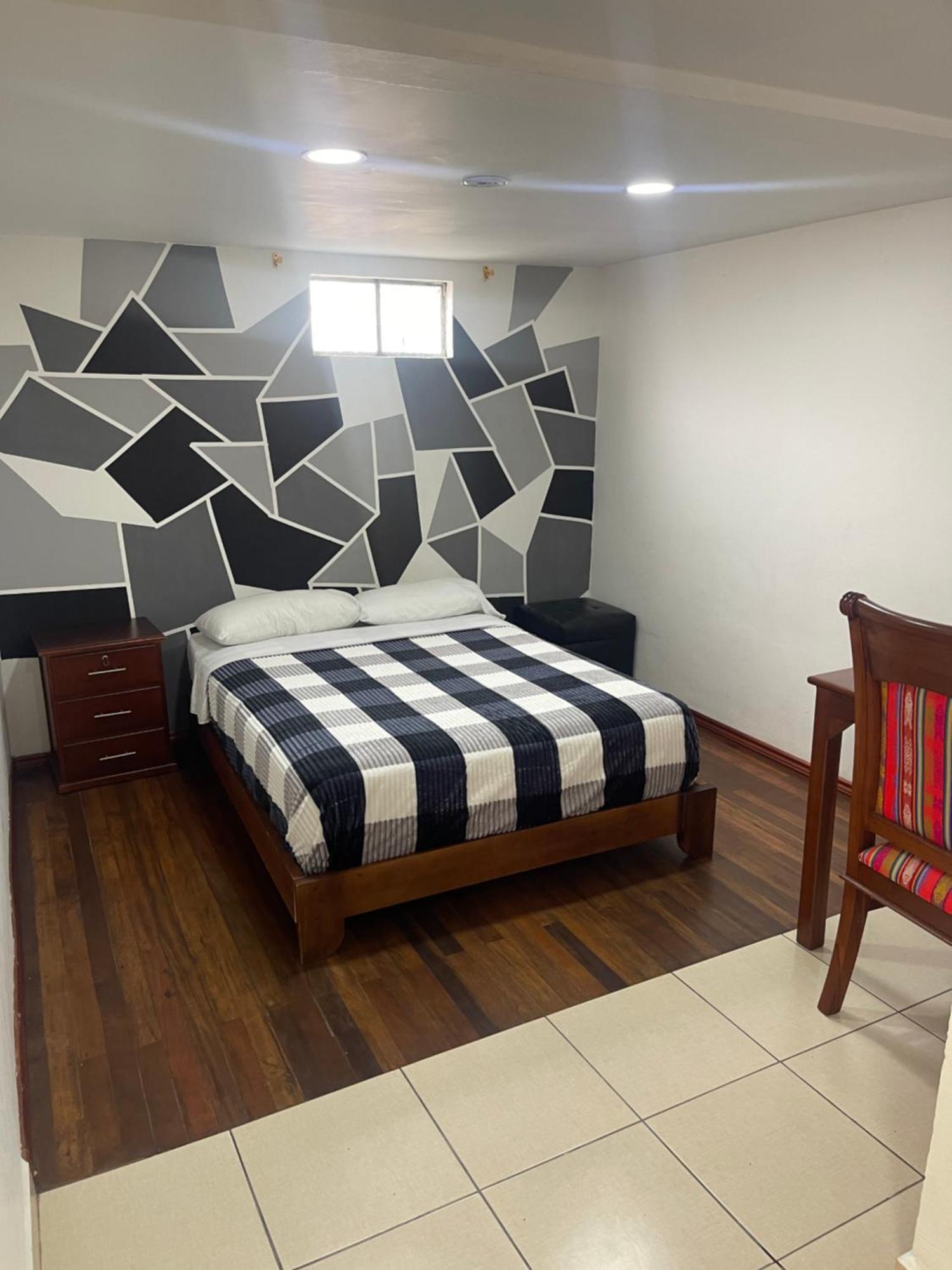 El Jardin Escondido Party Hostel บาญอส ภายนอก รูปภาพ